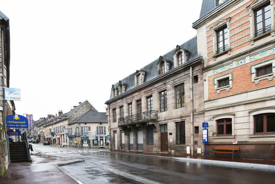 Les Pieds Dans L'Eau,La Tete Dans Les Nuages Leilighet Luxeuil-les-Bains Eksteriør bilde